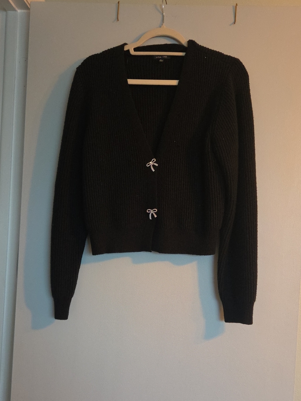 Love Tree Black V-Neck Cropped Bow-Button Cardigan